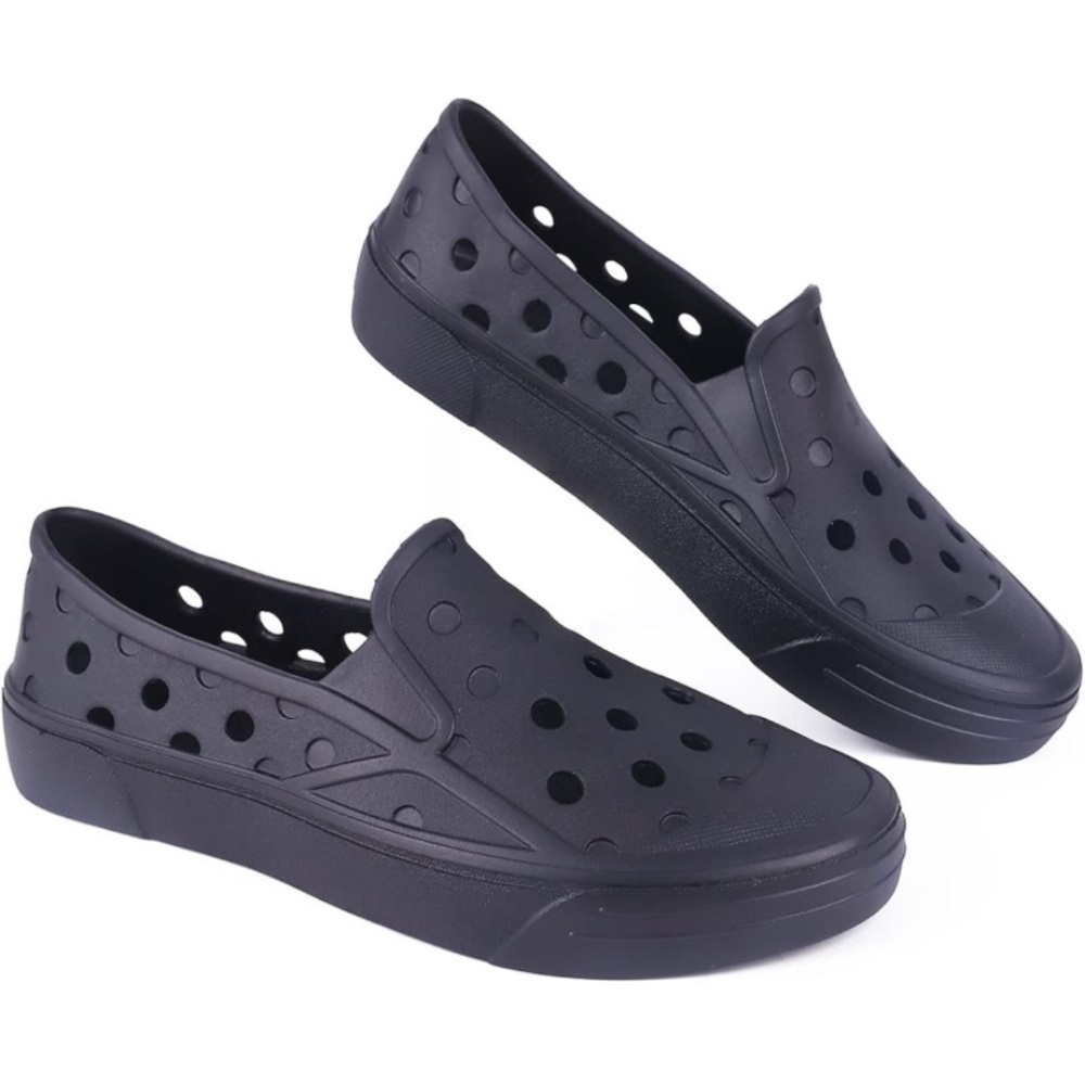 Voko Black clogs
